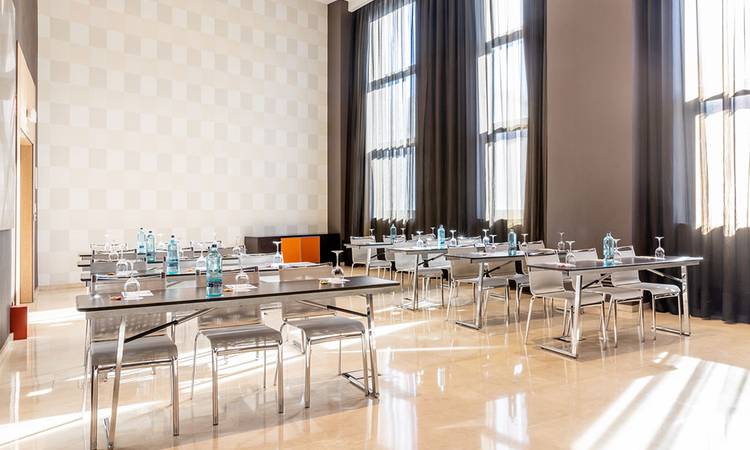 Salon de Convenciones Hotel Ilunion Aqua 3 Valence Salon de Convenciones Hotel Ilunion Aqua 3 Valence