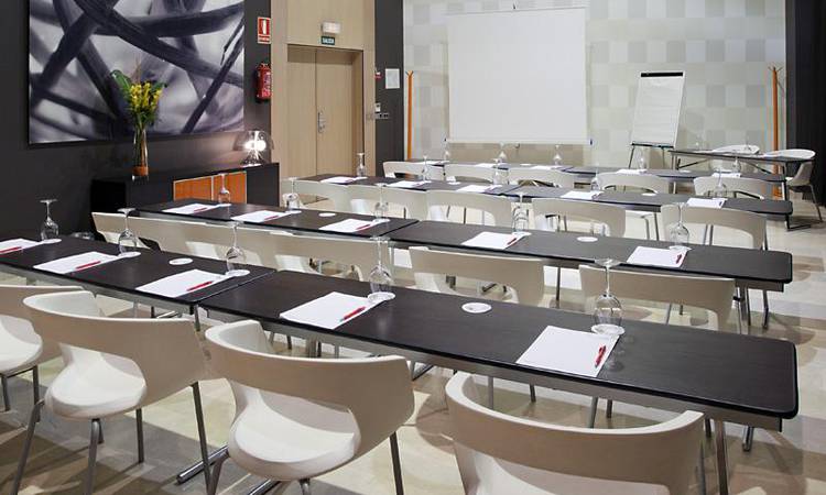 Salon de Convenciones Hotel ILUNION Aqua 3 Valence Salon de Convenciones Hotel ILUNION Aqua 3 Valence